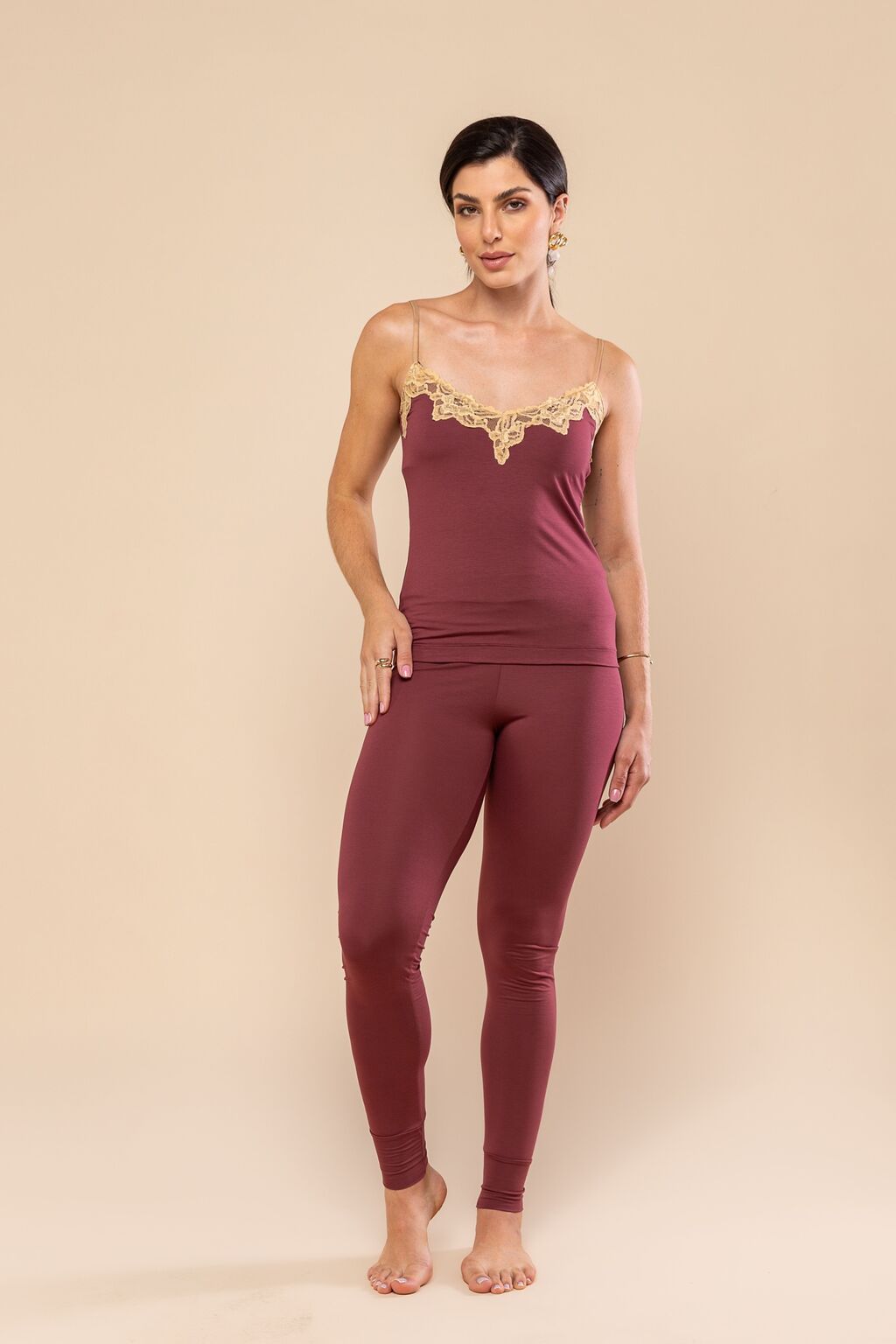 Regata Everlong com Renda e Top Embutido Vermelho Garnet