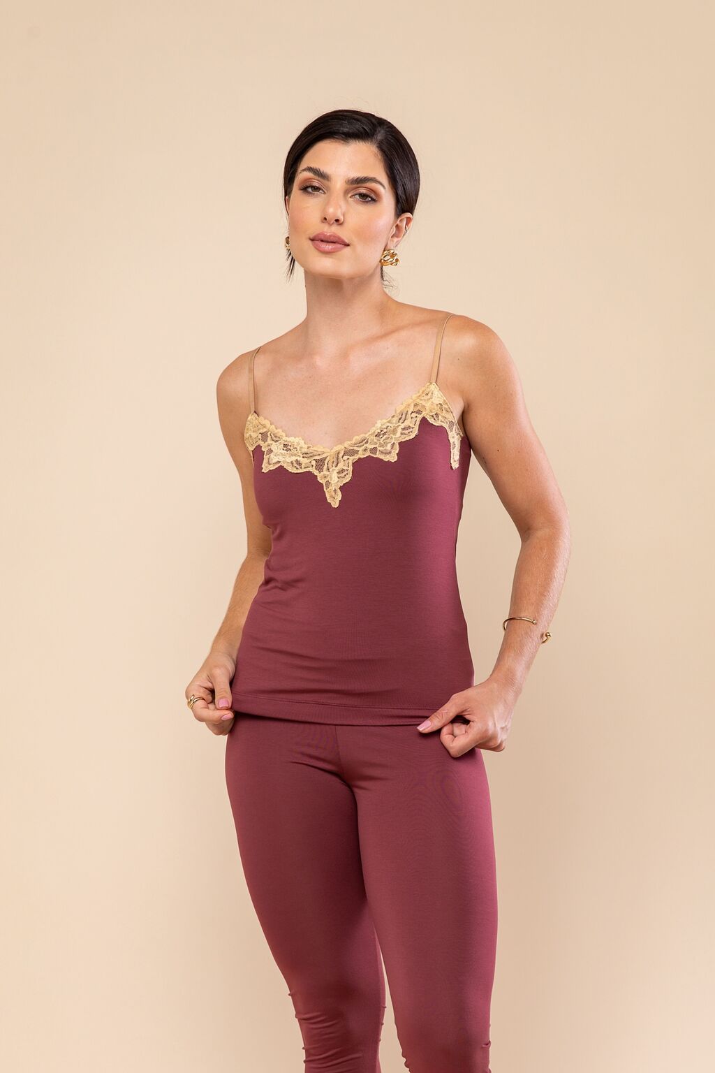 Regata Everlong com Renda e Top Embutido Vermelho Garnet