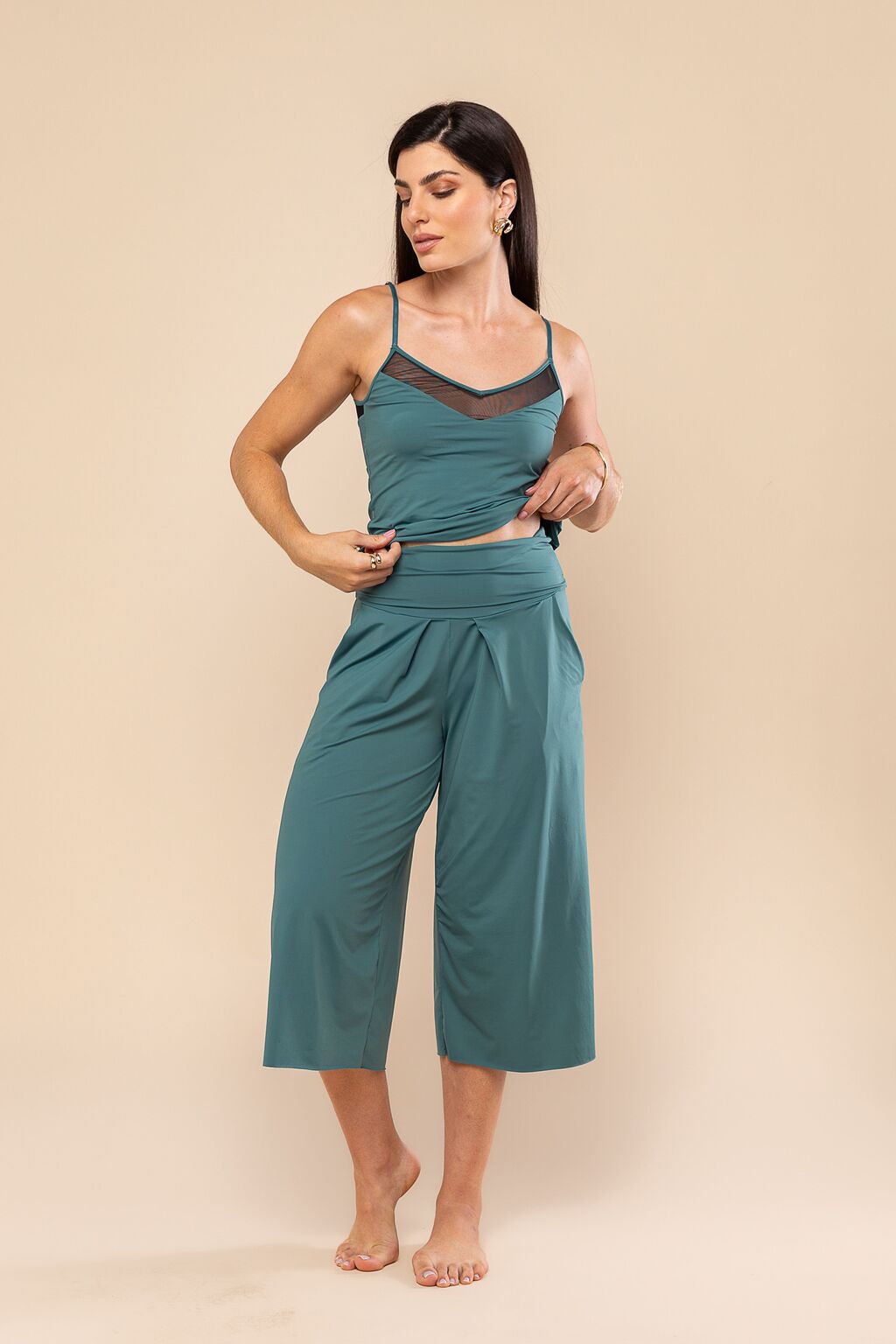 Calça Underground Pantacourt Verde Jade