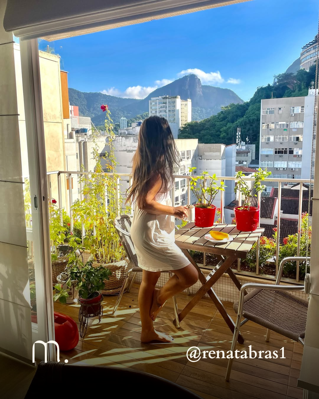 Camisola Curta Everlong Modal e Renda Off-White