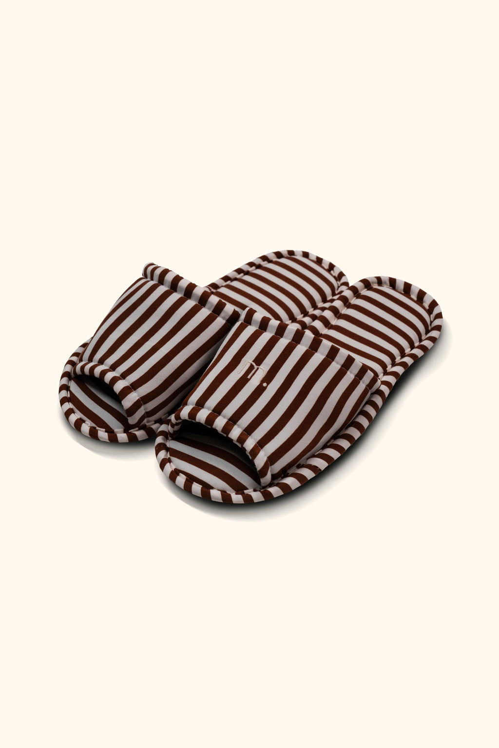 Pantufa Dobrável com Saquinho Mocaccino